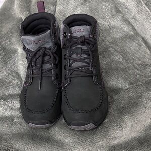 KURU Quest Lace-Up Boots